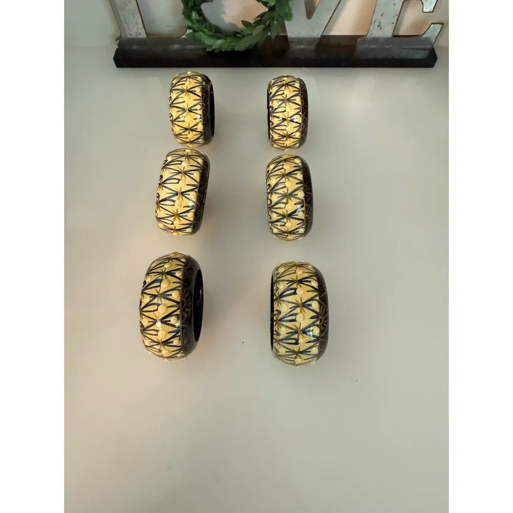 Vintage Set 6 Papier Mache Dotted‎ Napkin Rings Wood Hand Painted Circa 1970 EUC